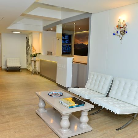Park V Hotel & Suites 卡利 外观 照片