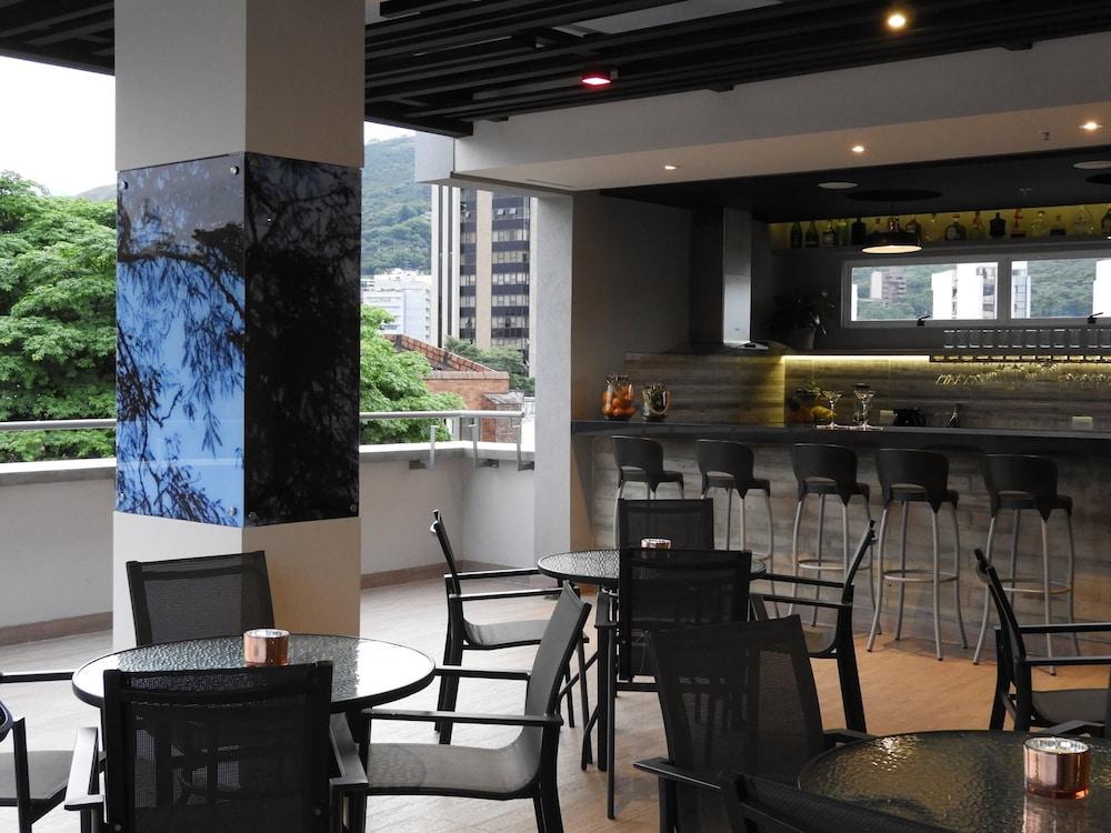 Park V Hotel & Suites 卡利 外观 照片