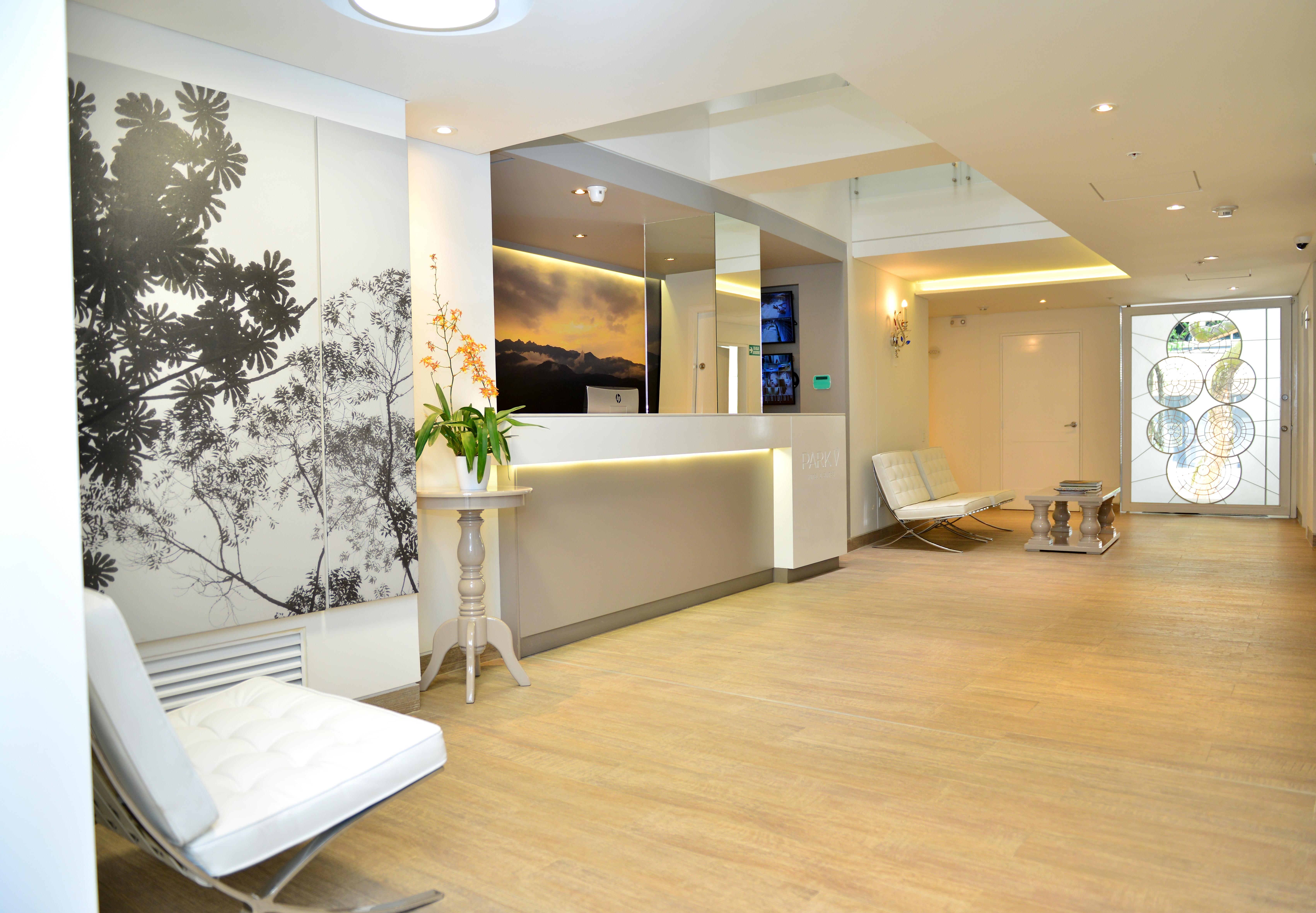 Park V Hotel & Suites 卡利 外观 照片