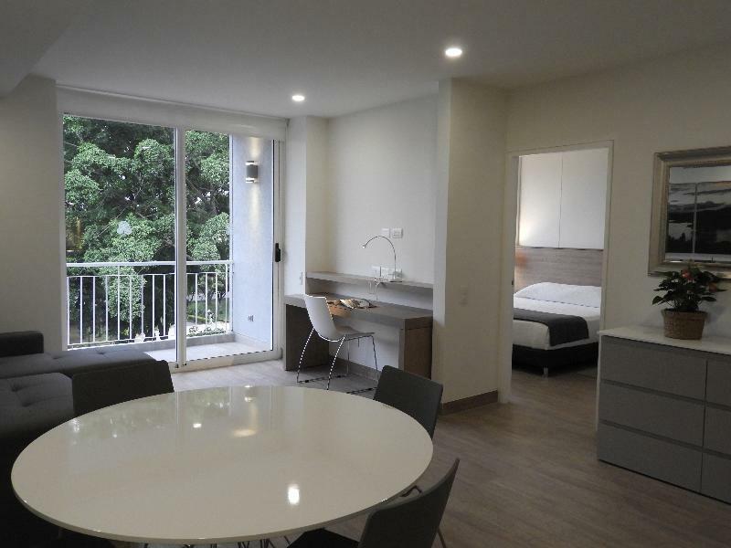 Park V Hotel & Suites 卡利 外观 照片